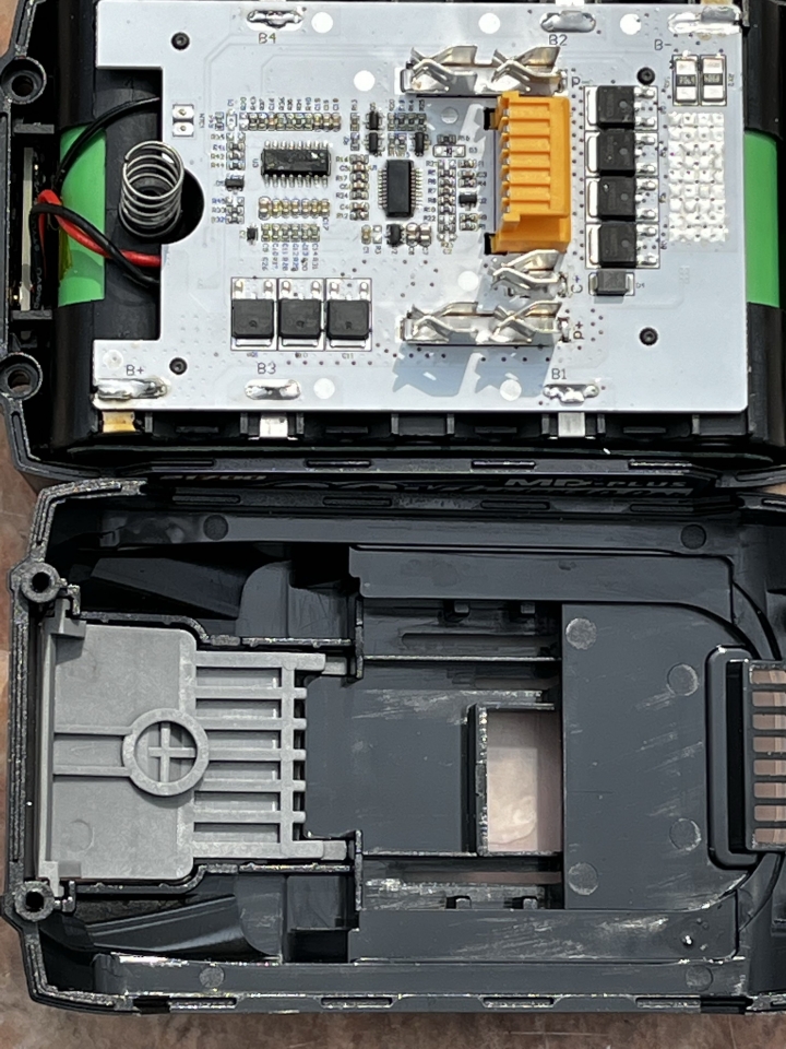 新購牧田外廠21700高容量鋰電池