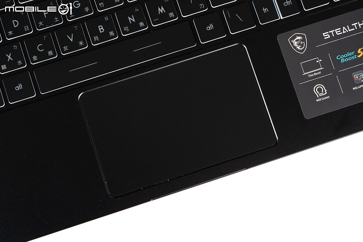 MSI Stealth 15M B12UE 測試報告|換上都會風的輕薄電競筆電!