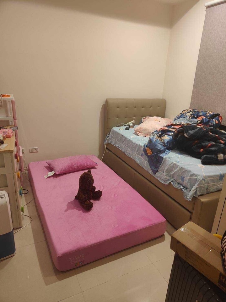 開箱 給小朋友的第一張床墊