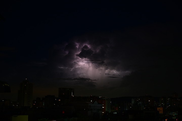 Nikon Z fc+DX 18-140mm雷打穀雨前，無水種大田；雷打穀雨後，高山種水稻。今年可能雨水多。