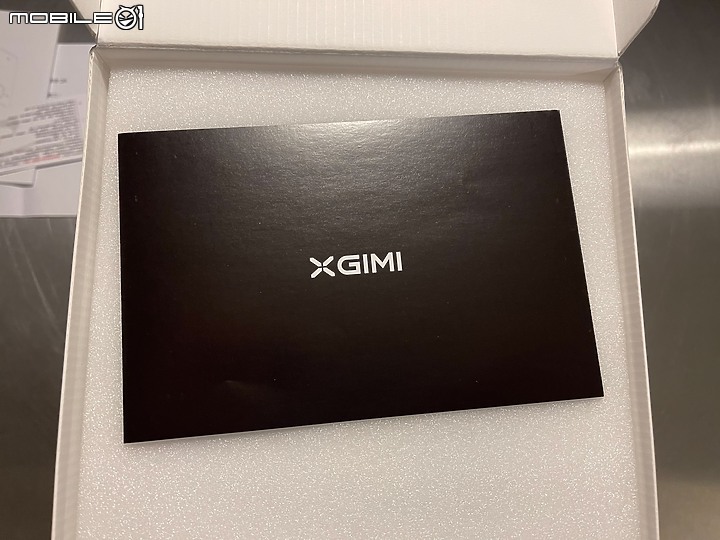 【業餘開箱】XGIMI 極米 HALO+ 可攜式智慧投影機 → 同場加映 端午攜出同樂