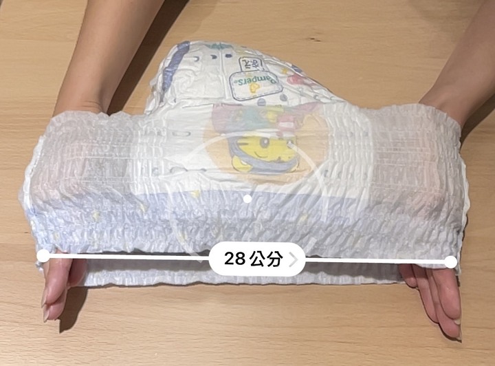 夜用尿布吸收力評比(巧虎安睡褲、滿意晚安褲、麗貝樂、大王夜晚褲)