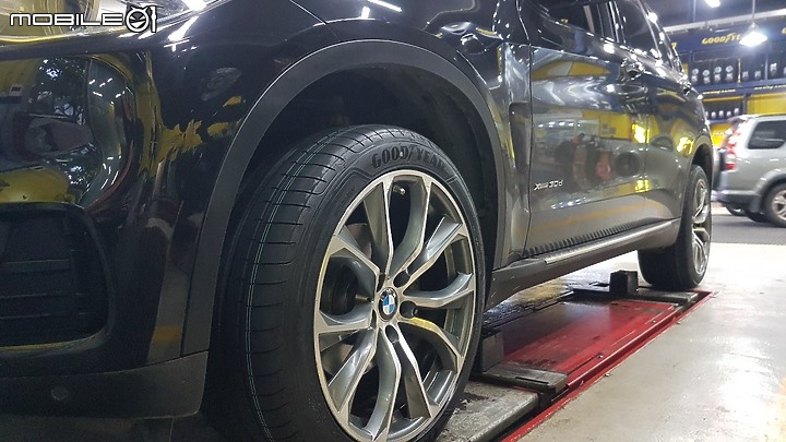 點我看大圖 開箱 固特異Goodyear F1A3 SUV /BMW X5米其林愛好者使用分享