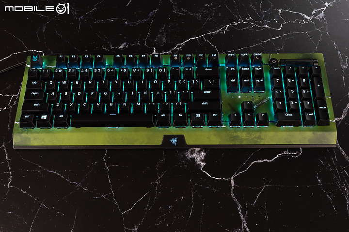 《最後一戰：無限》多人遊戲第 2 季試玩，同場加映 Razer 聯名周邊開箱！