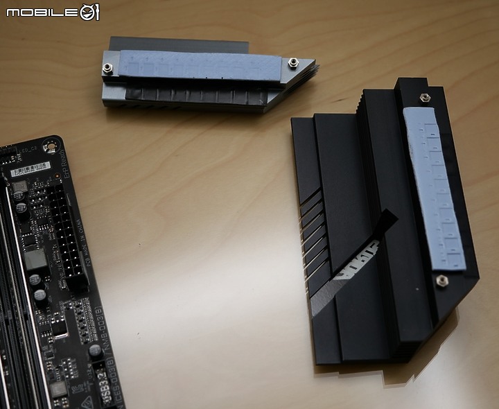 規格用料提升 Z690 AORUS ELITE AX DDR4 開箱