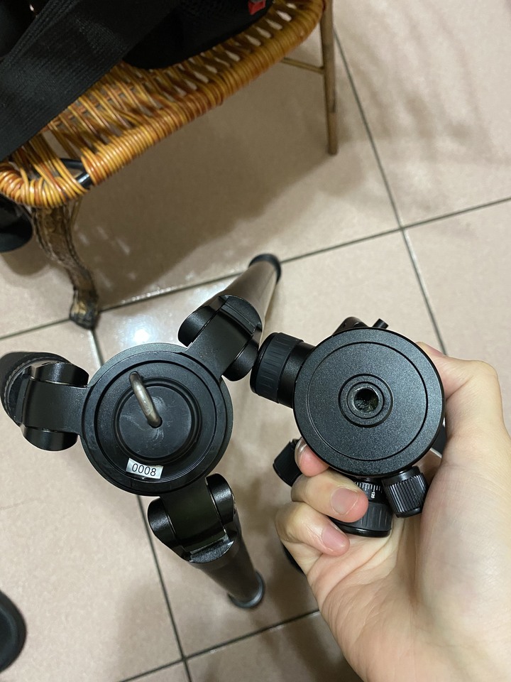 雲台承載平台不見