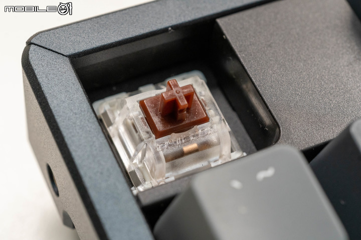 Keychron K10 全尺寸機械鍵盤開箱試用 瞄準專業工作取向的暢快敲擊選擇
