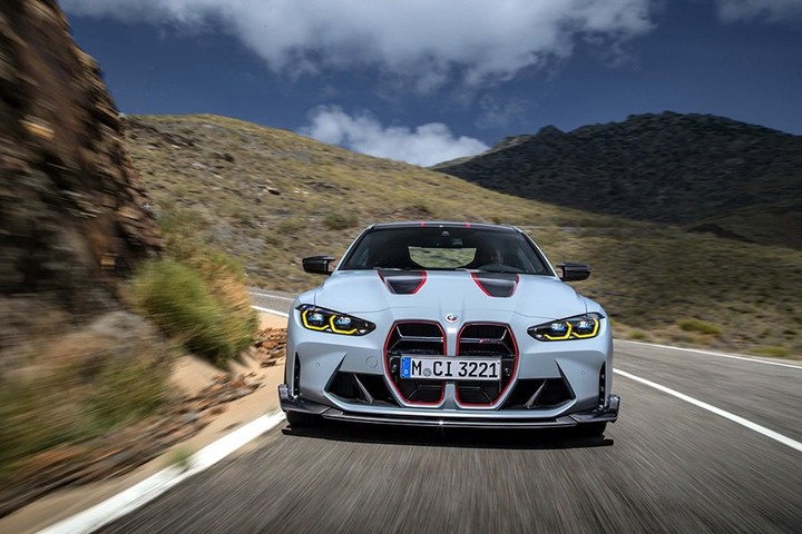 全新BMW M4 CSL正式發表！瘦身109公斤馬力增至550匹