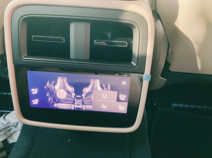 點我看大圖 Porsche Taycan與KIA EV6兩台電動車分享