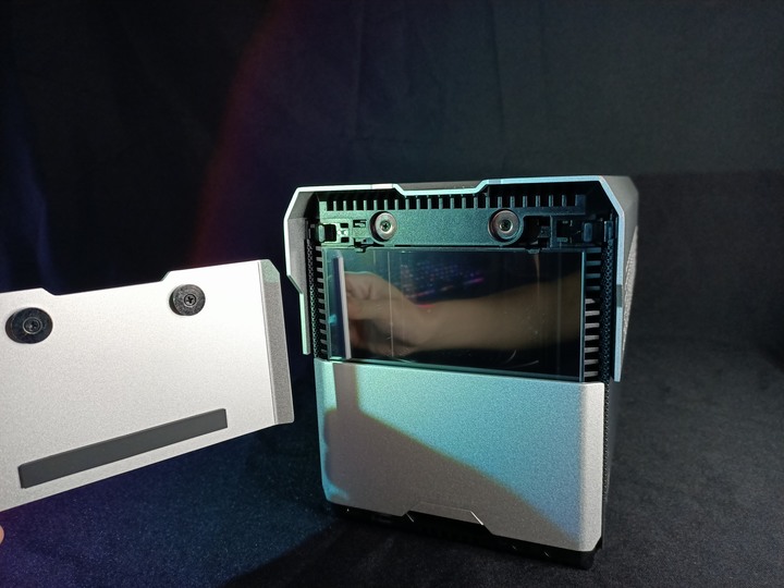 三種願望一次滿足 Phanteks Evolv Shift XT + Phanteks Revolt SFX金牌 650W 開箱評測