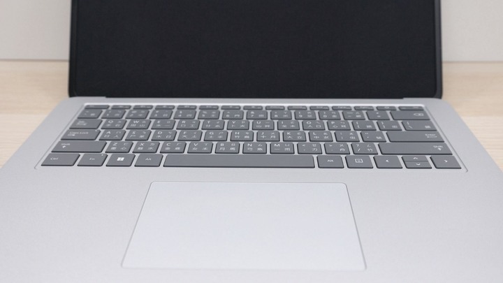 點我看大圖 邁向高性能筆電,同時變身平板 Microsoft Surface Laptop Studio 商務版