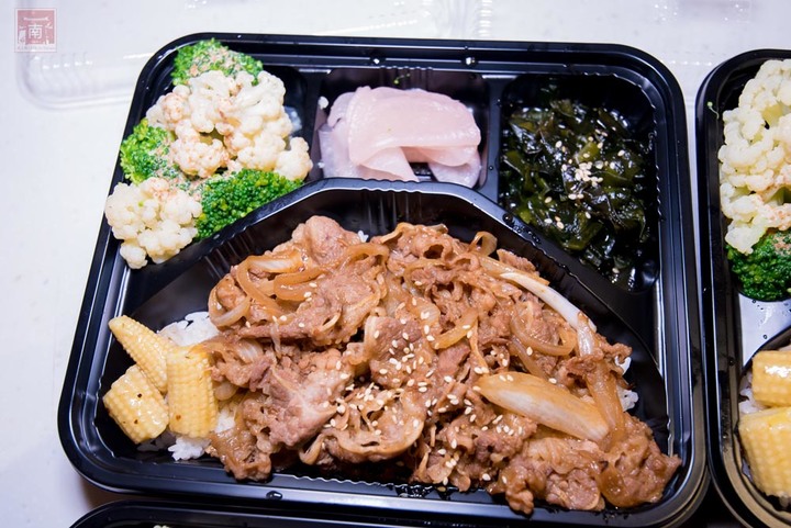 【臺南美食】現烤日式燒肉便當|電話預約迅速取餐|成大旁低調燒肉店|防疫便當|燒肉便當|安心豬便當~無邪燒肉