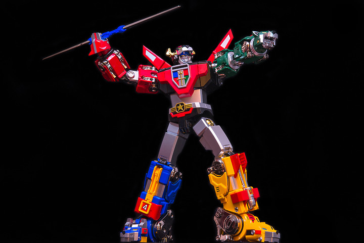 Blitzway × 5PRO STUDIO CARBOTIX《聖戰士》VOLTRON