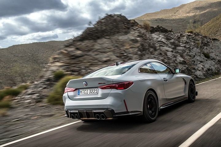 全新BMW M4 CSL正式發表！瘦身109公斤馬力增至550匹