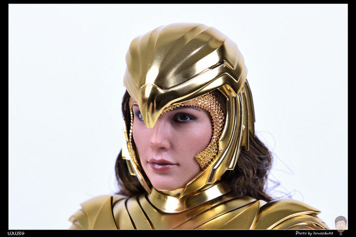 【開箱】Hot Toys - 神力女超人 金鷹盔甲DX版