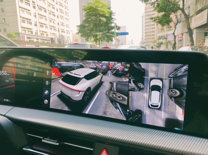 點我看大圖 Porsche Taycan與KIA EV6兩台電動車分享