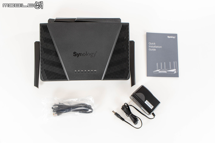 Synology Router RT6600ax 無線路由器開箱試用 具備獨立網路設定與安全機能滿載的網路中心