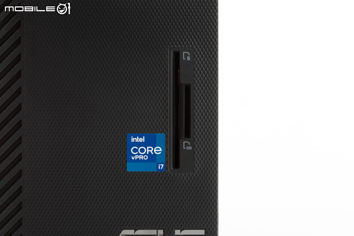 ASUS ExpertCenter D9 Mini Tower(D900MC) 商用主機開箱 在精簡空間內提供高度擴充彈性
