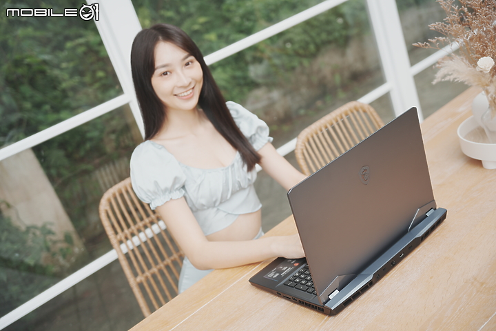MSI Raider GE76 12UHS 實測｜承襲暴力效能美學的龍魂電競