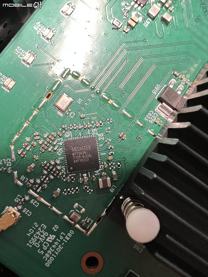 解剖 RTF8207W