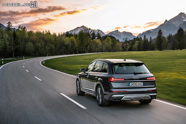 【國內新訊】Audi SQ7正式發表,554萬元坐擁507hp七人座大休旅!