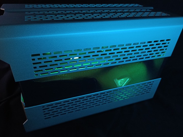 三種願望一次滿足 Phanteks Evolv Shift XT + Phanteks Revolt SFX金牌 650W 開箱評測