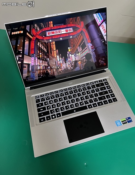 點我看大圖 AERO 16 XE5 炫光銀 RTX 3070Ti 入手簡單開箱