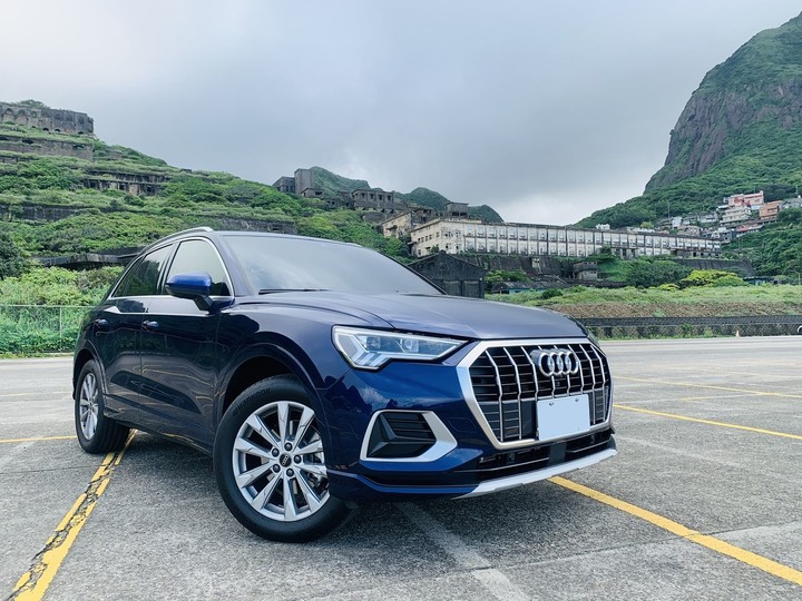 Audi 2022 Q3 SUV 35 TFSI Advanced換車及開箱心得 (文長圖多)