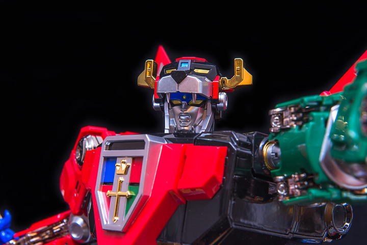 Blitzway × 5PRO STUDIO CARBOTIX《聖戰士》VOLTRON