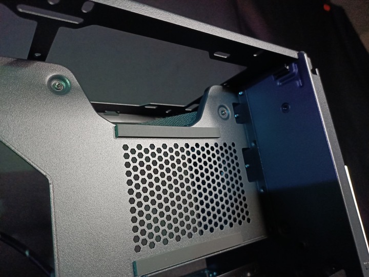 三種願望一次滿足 Phanteks Evolv Shift XT + Phanteks Revolt SFX金牌 650W 開箱評測