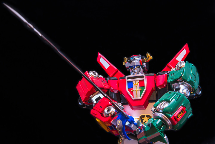 Blitzway × 5PRO STUDIO CARBOTIX《聖戰士》VOLTRON