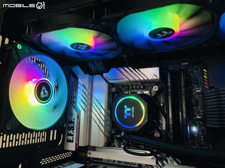 中堅新戰力,特色網狀通風直立中塔機殼 ThermalTake T27 TG ARGB