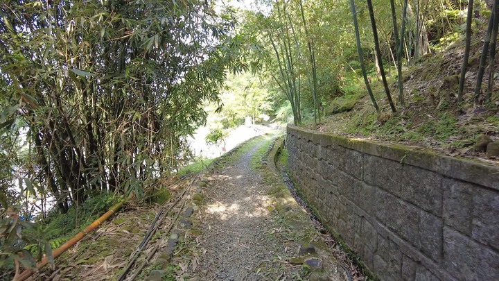 [樂山童盟] [新北平溪] 中央尖-臭頭山-東勢格越嶺步道