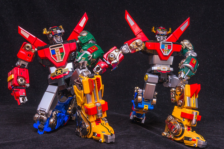 Blitzway × 5PRO STUDIO CARBOTIX《聖戰士》VOLTRON