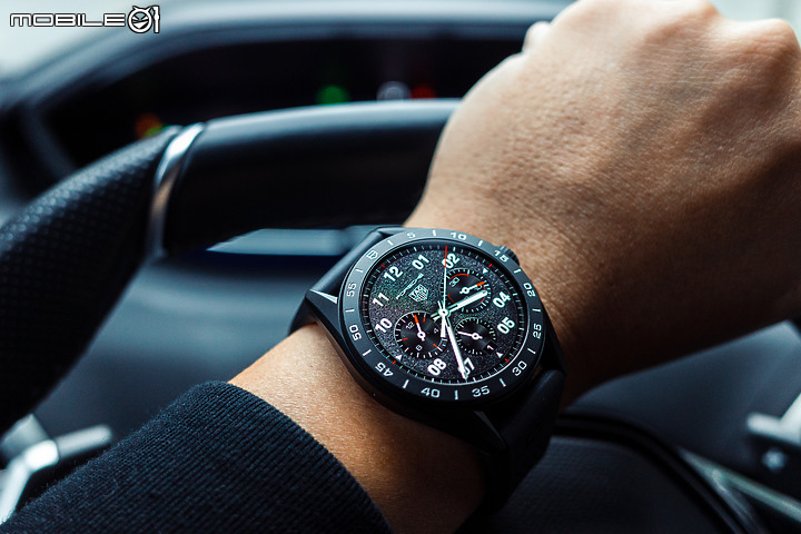 TAG Heuer Connected Calibre E4 45mm 體驗報告|DLC 鈦金屬更有高顏質 奢華智慧錶新選擇!