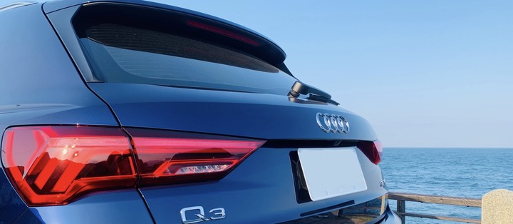 Audi 2022 Q3 SUV 35 TFSI Advanced換車及開箱心得 (文長圖多)