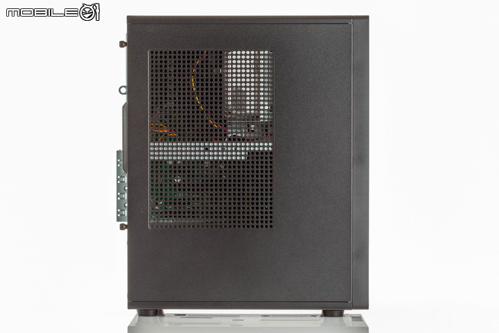 ASUS ExpertCenter D9 Mini Tower(D900MC) 商用主機開箱 在精簡空間內提供高度擴充彈性