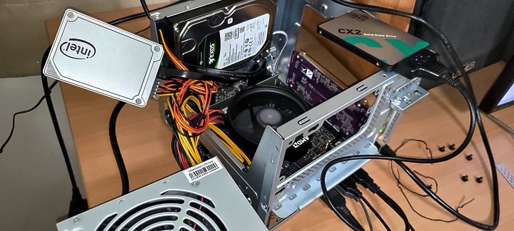 點我看大圖 DeskMeet X300簡單開箱心得