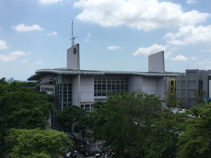 台南山海圳綠道自行車道