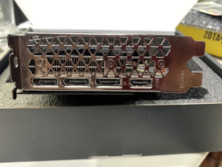 Zotac RTX3050開箱