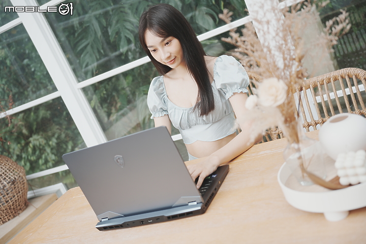 MSI Raider GE76 12UHS 實測｜承襲暴力效能美學的龍魂電競