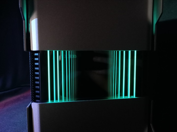 三種願望一次滿足 Phanteks Evolv Shift XT + Phanteks Revolt SFX金牌 650W 開箱評測