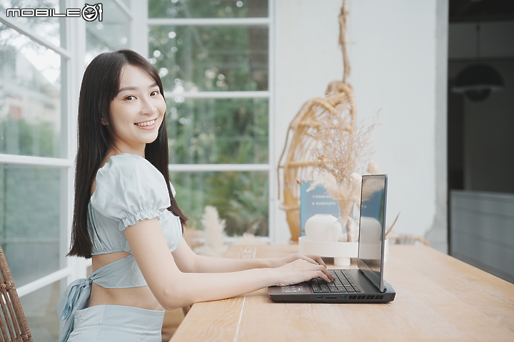 MSI Raider GE76 12UHS 實測｜承襲暴力效能美學的龍魂電競