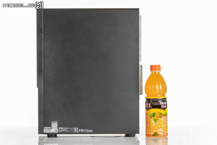 ASUS ExpertCenter D9 Mini Tower(D900MC) 商用主機開箱 在精簡空間內提供高度擴充彈性