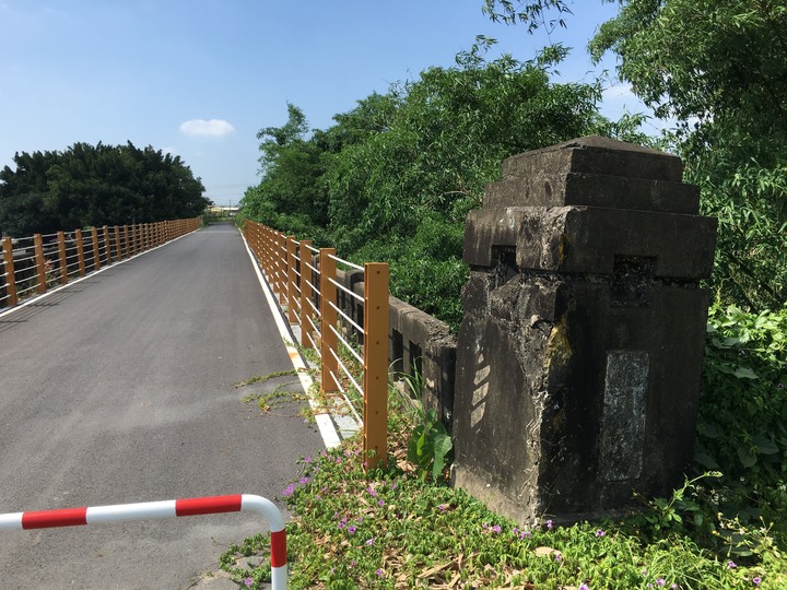 台南山海圳綠道自行車道