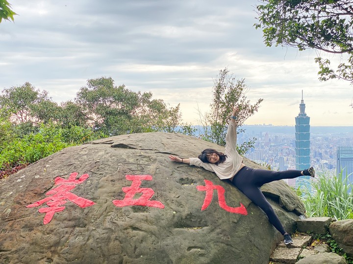 台北南港｜南港山．親民好走的小百岳，飽覽101跟台北市區風景