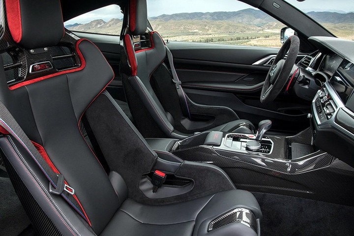 全新BMW M4 CSL正式發表！瘦身109公斤馬力增至550匹