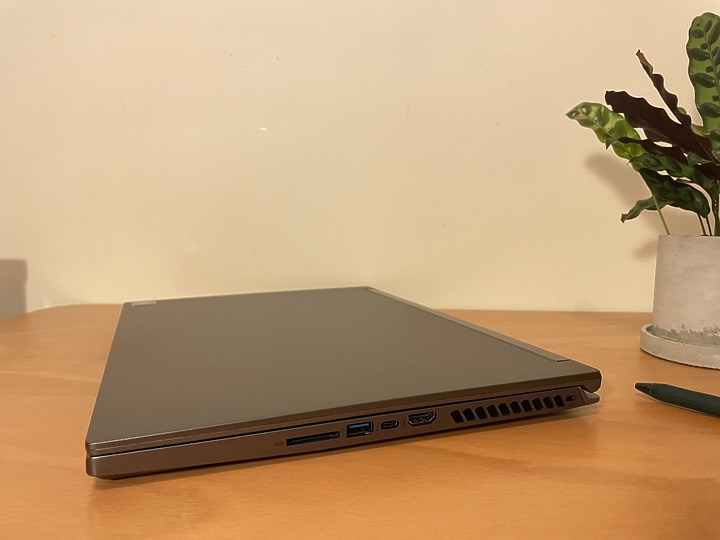 【開箱】Acer Predator Triton 500SE，旗艦之力，用過就回不去啦~~