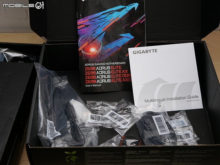 規格用料提升 Z690 AORUS ELITE AX DDR4 開箱