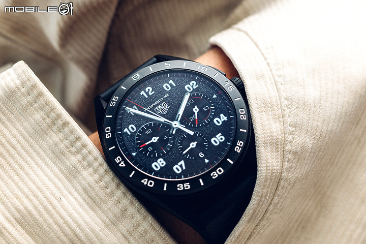 TAG Heuer Connected Calibre E4 45mm 體驗報告|DLC 鈦金屬更有高顏質 奢華智慧錶新選擇!